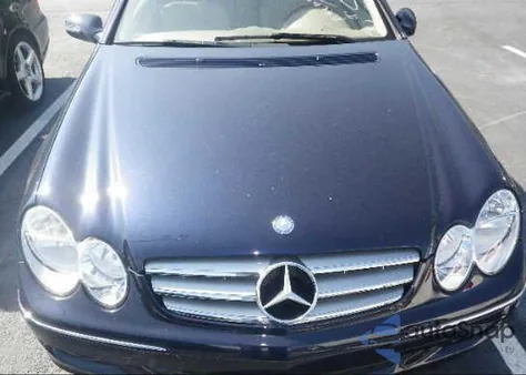 2009 Mercedes-Benz Clk350 z USA, uszkodzony, nr VIN WDBTK56FX9T105140